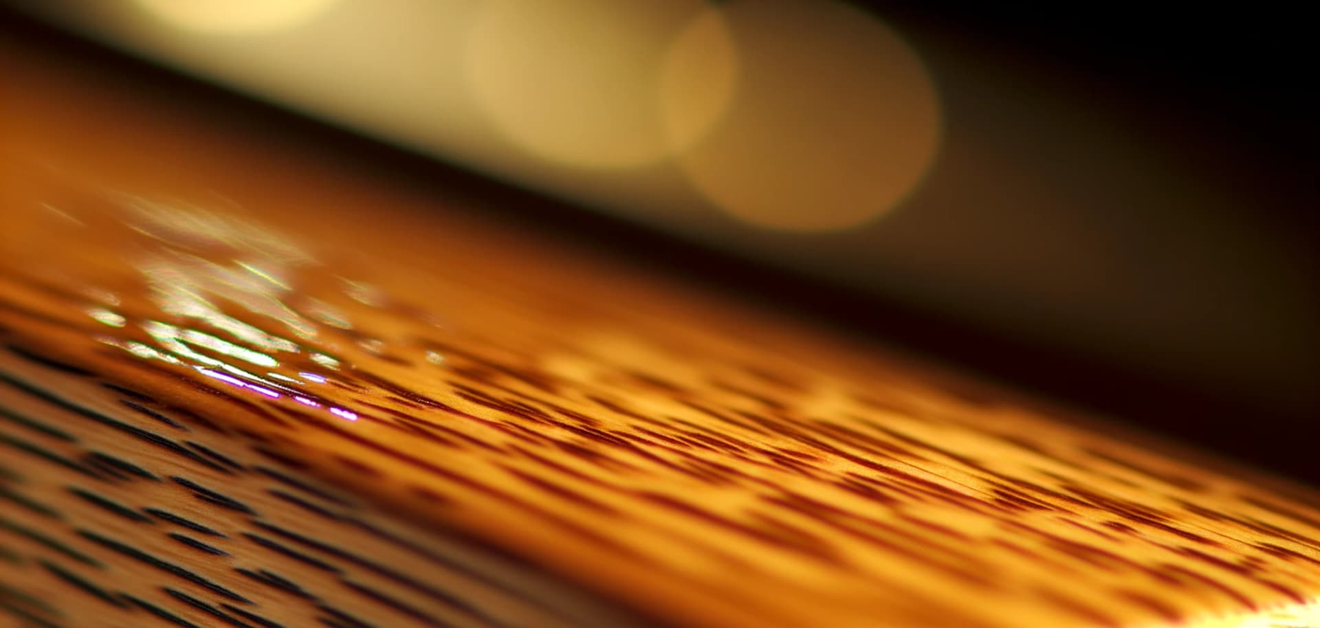 Периодичность обновления масла на дереве