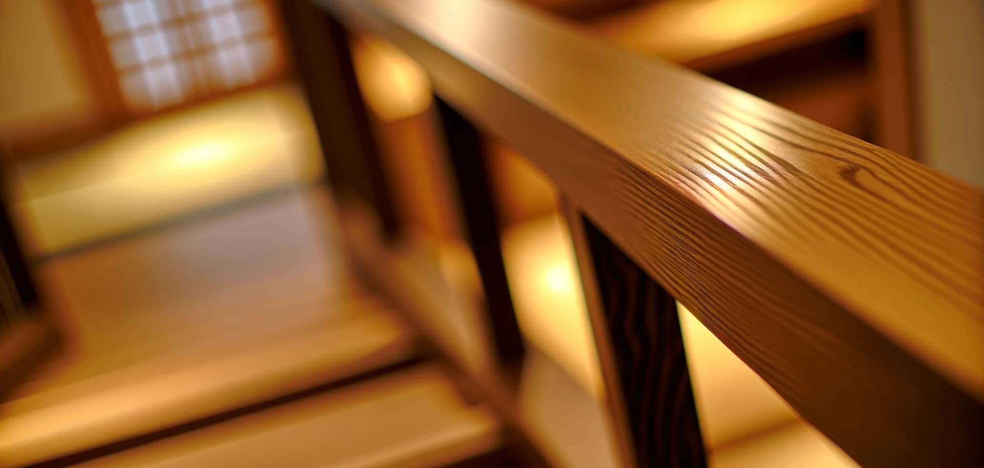 Масло для перил лестницы: защита и приятный хват