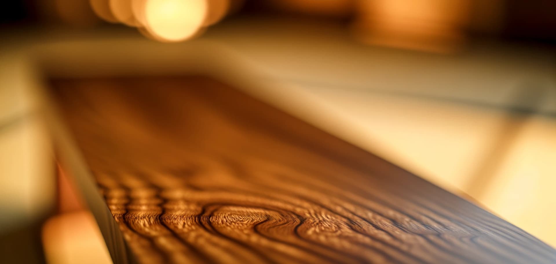 Сравнение ZAR и Varathane: американские морилки