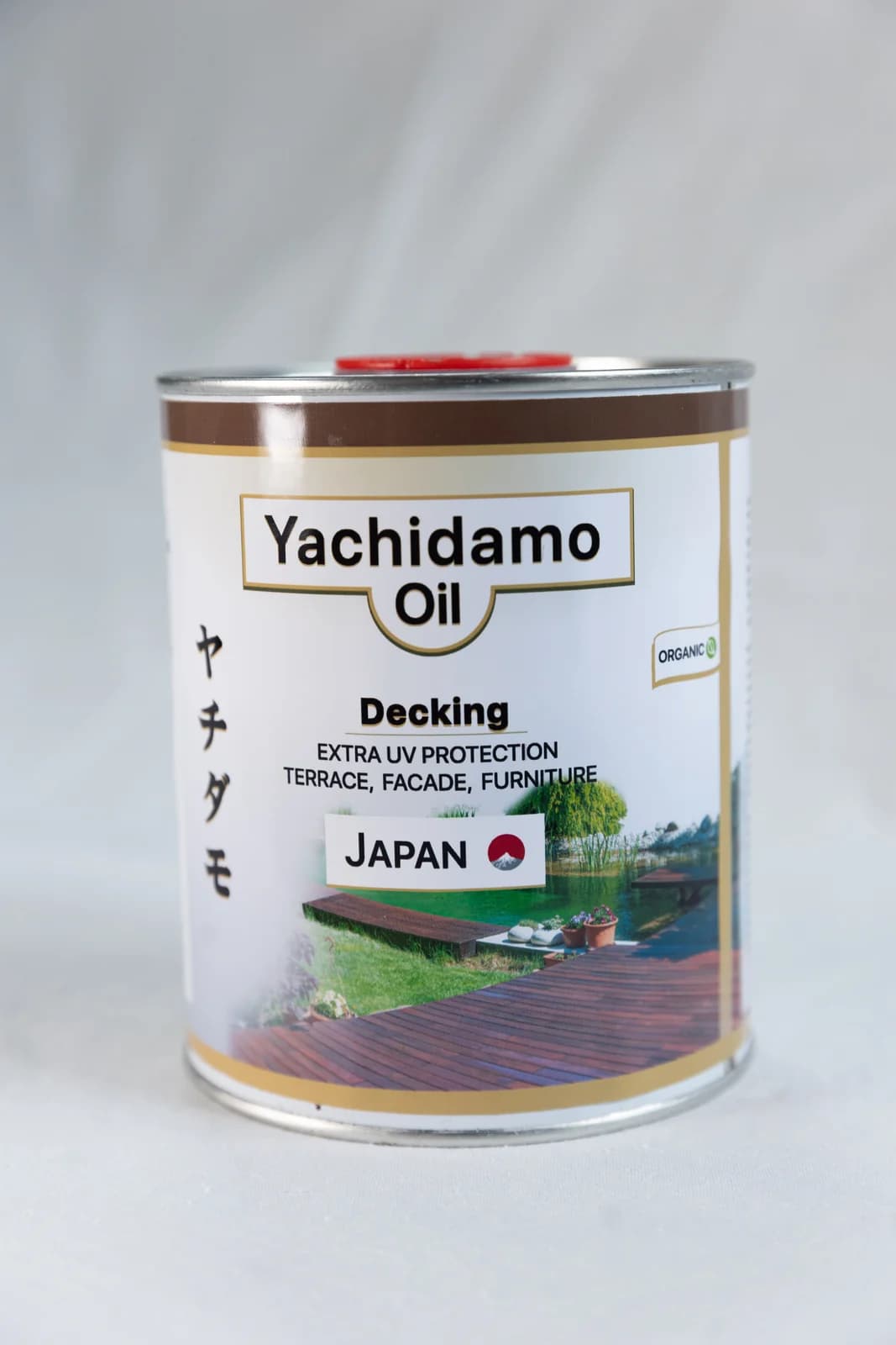 Банки Yachidamo Decking и Sauna Paraffin рядом