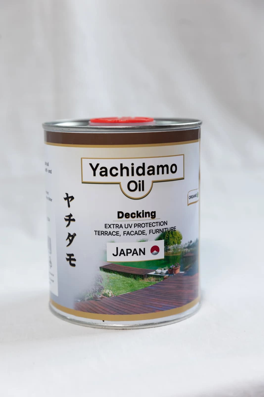 Банки Yachidamo Decking и Sauna Paraffin рядом