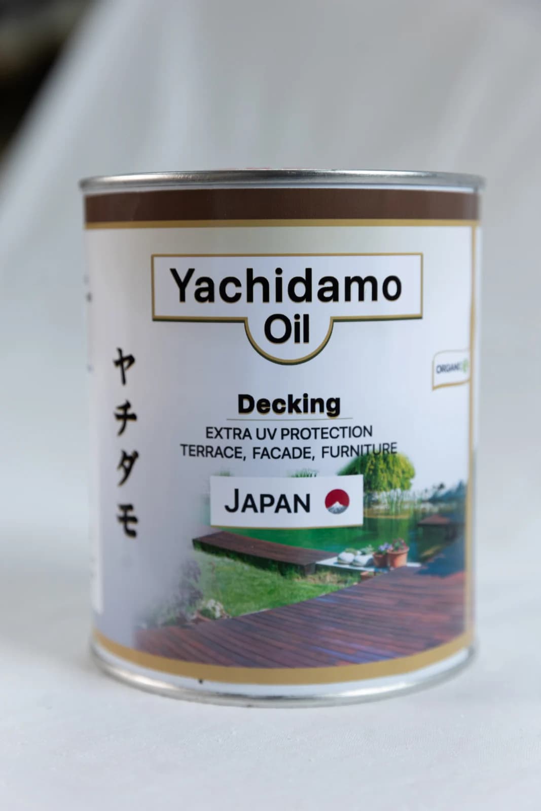 Две банки масла Yachidamo: для террасы и для бани