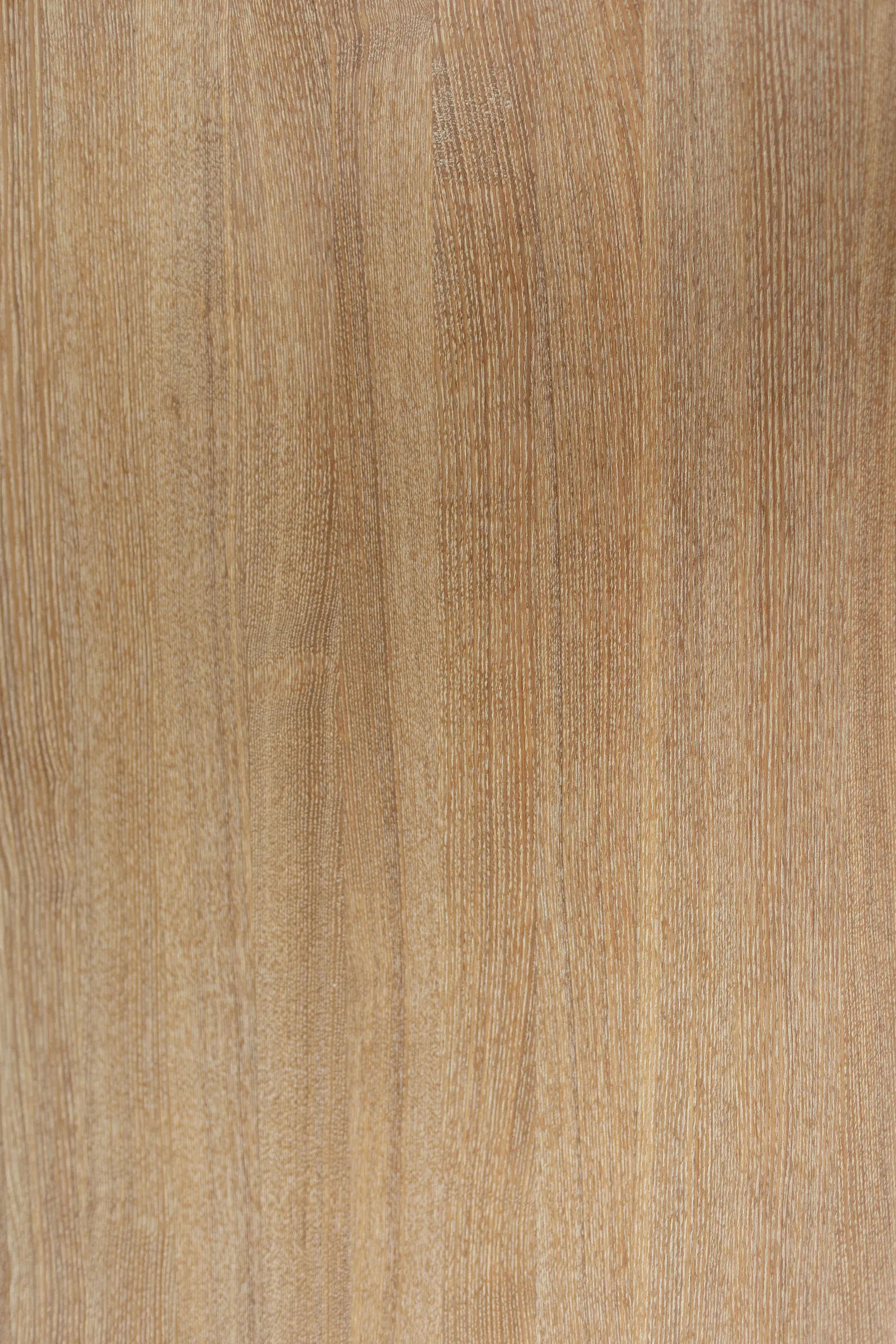 Кофейный тон ясеня под маслом Yachidamo Decking 114 — фрагмент столешницы